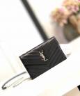 Клатч Saint Laurent Monogram Envelope Chain Wallet